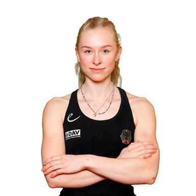 Lucia DÖRFFEL