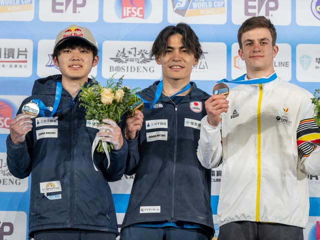 NARASAKI MOVES UP ON ALL-TIME LIST WITH KEQIAO WIN