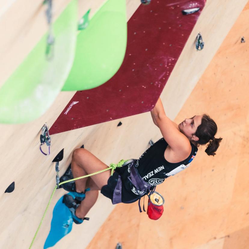Melbourne (AUS), 24 November 2023- Isabella DOMANESCHI of New Zealand competes in the Boulder &-Lead semi-finals during the IFSC Oceania Qualifier in Melbourne (AUS)-2
