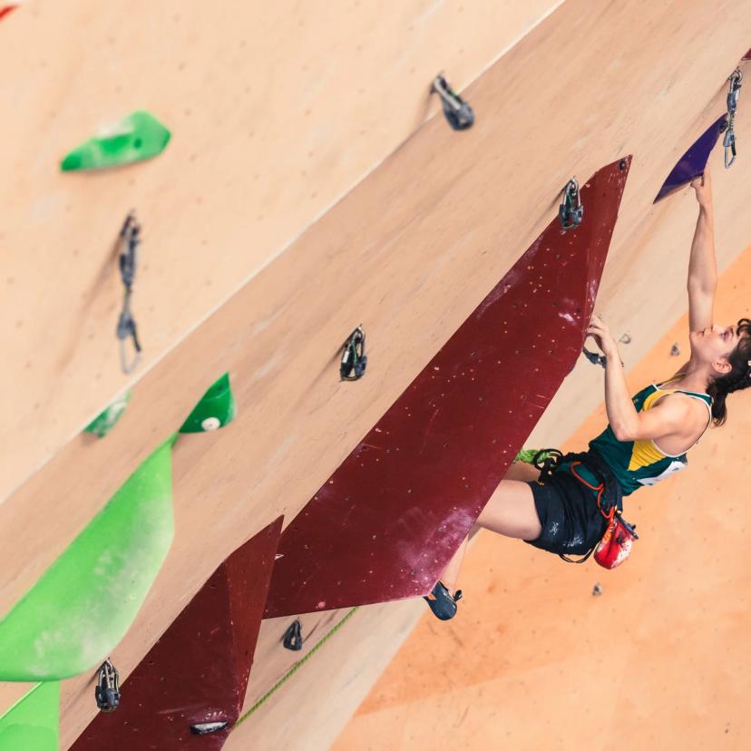 Melbourne (AUS), 24 November 2023- Oceania MACKENZIE of Australia competes in the Boulder &-Lead semi-finals during the IFSC Oceania Qualifier in Melbourne (AUS)-2
